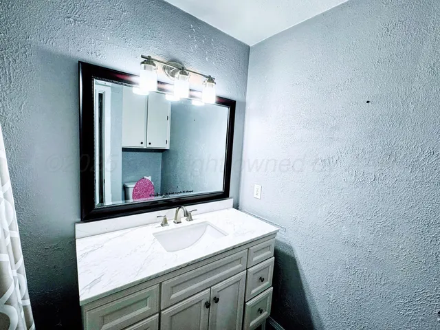 $169,500 | 2509 Grinnell Drive, Perryton, TX 79070