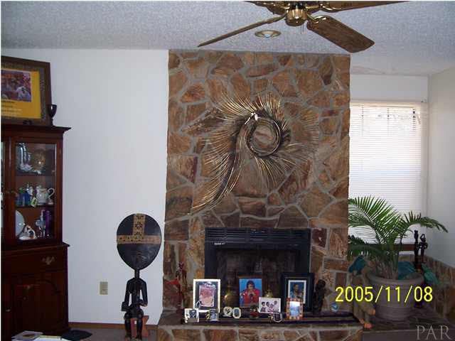 6273 Ridgegate Circle Pensacola, FL 32504 - Photo 3 of 8 Gallery Image 3