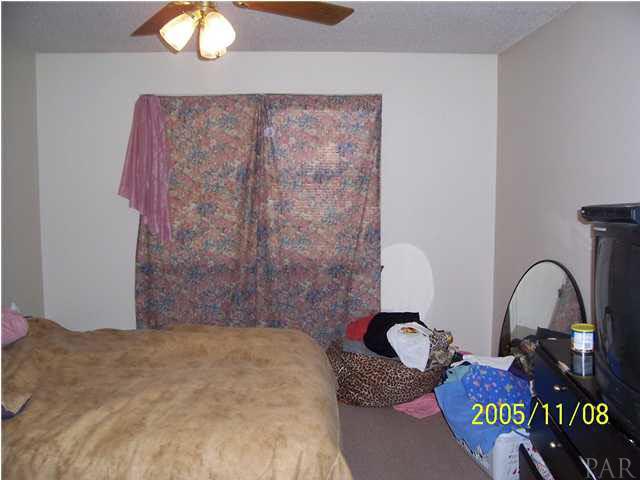 6273 Ridgegate Circle Pensacola, FL 32504 - Photo 6 of 8 Gallery Image 6