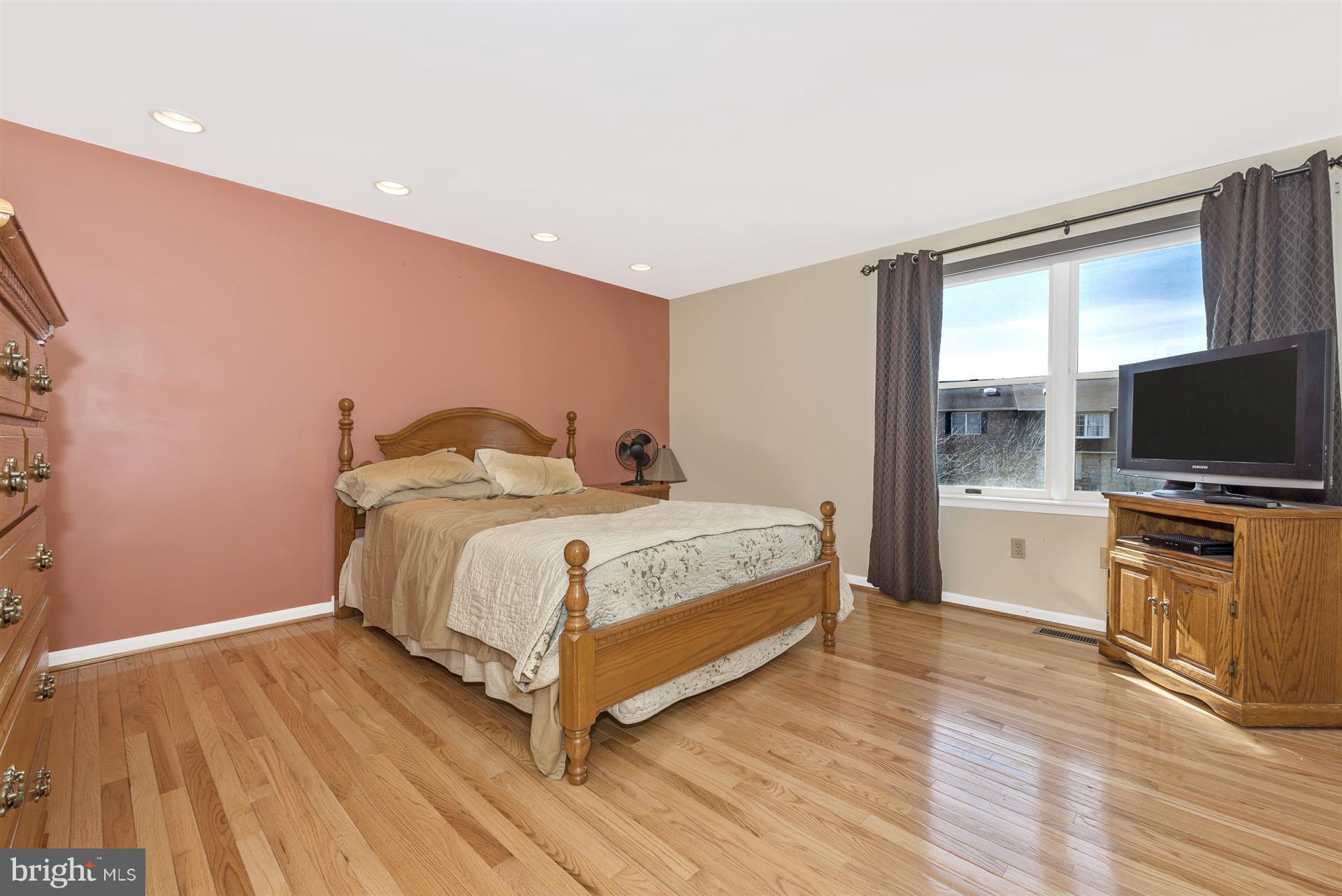8005 Broken Reed Court Frederick, MD 21701 - Photo 17 of 24 Bedroom (Master)
