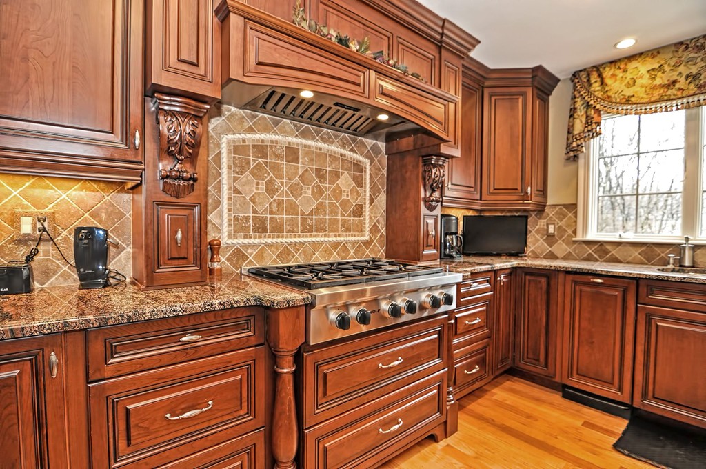 7 Woodcrest Road Westborough, MA 01581 - Photo 13 of 30 Gallery Image 13