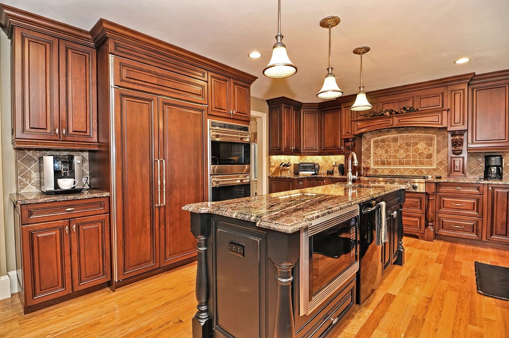 7 Woodcrest Road Westborough, MA 01581 - Photo 14 of 30 Gallery Image 14