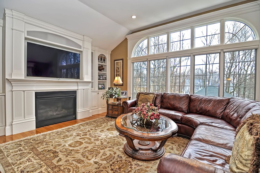 7 Woodcrest Road Westborough, MA 01581 - Photo 19 of 30 Gallery Image 19