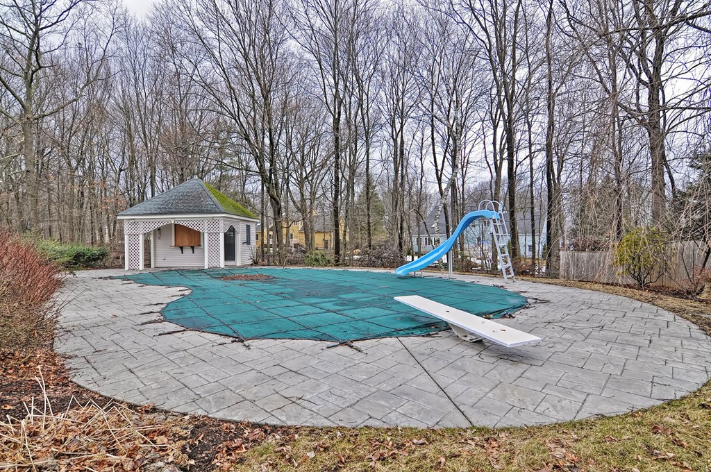 7 Woodcrest Road Westborough, MA 01581 - Photo 30 of 30 Gallery Image 30