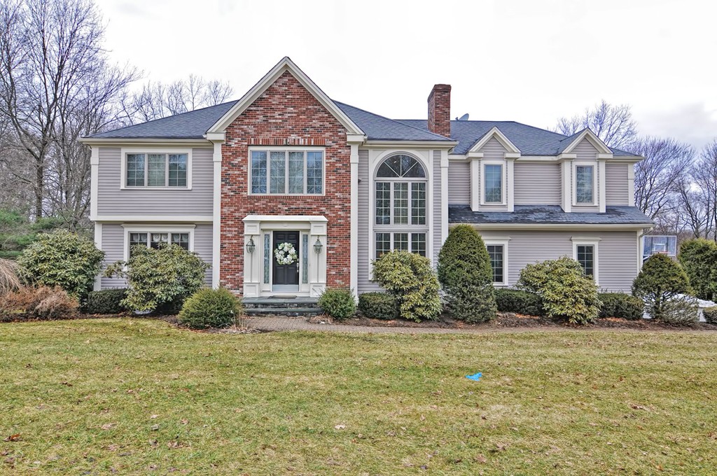 7 Woodcrest Road Westborough, MA 01581 - Photo 3 of 30 Gallery Image 3