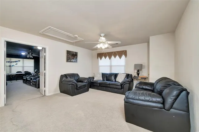 $550,000 | 2812 Pinnacle Drive, Burleson, TX 76028