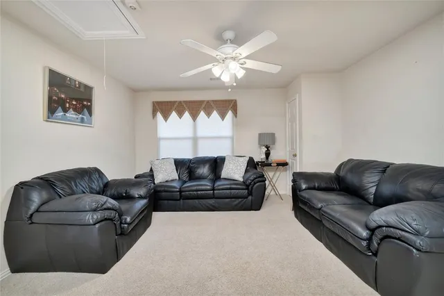 $550,000 | 2812 Pinnacle Drive, Burleson, TX 76028