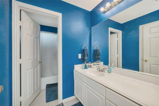 $550,000 | 2812 Pinnacle Drive, Burleson, TX 76028