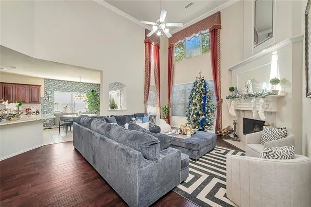 $550,000 | 2812 Pinnacle Drive, Burleson, TX 76028