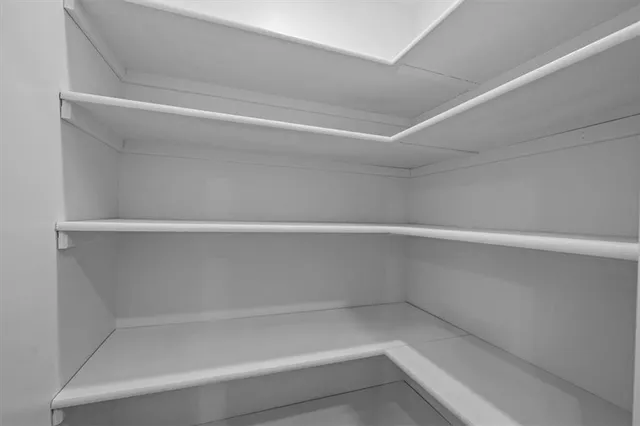 $355,000 | 305 South Jefferson Street, Spring Hill, KS 66083