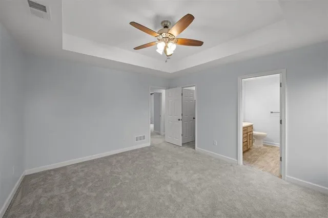 $355,000 | 305 South Jefferson Street, Spring Hill, KS 66083