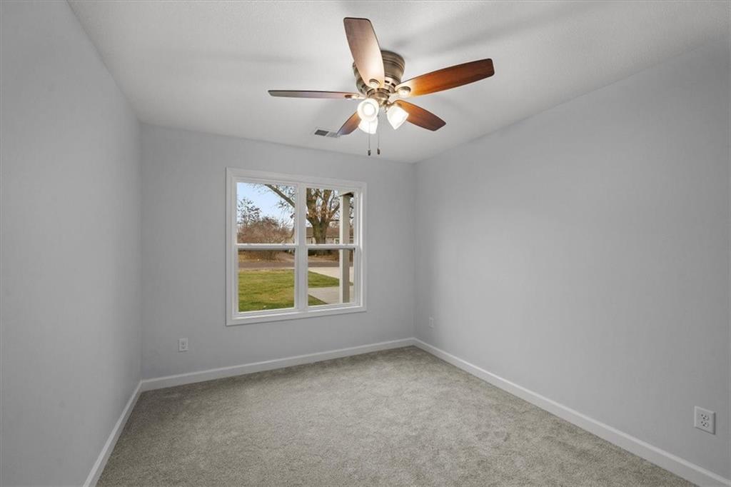 305 South Jefferson Street Spring Hill, KS 66083 - Photo 18 of 29