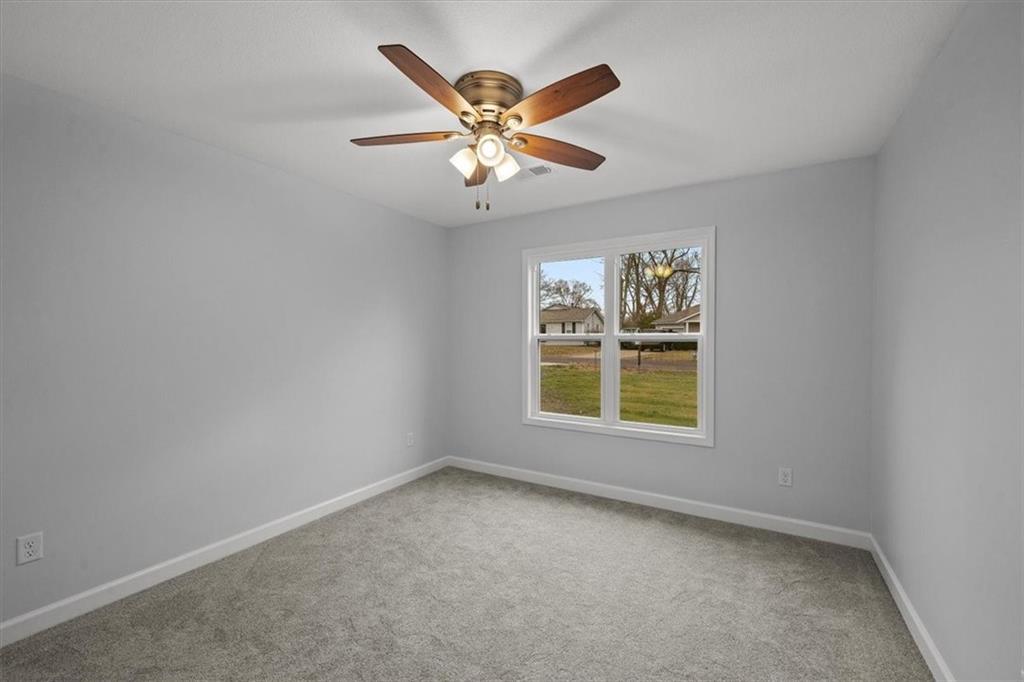 305 South Jefferson Street Spring Hill, KS 66083 - Photo 20 of 29