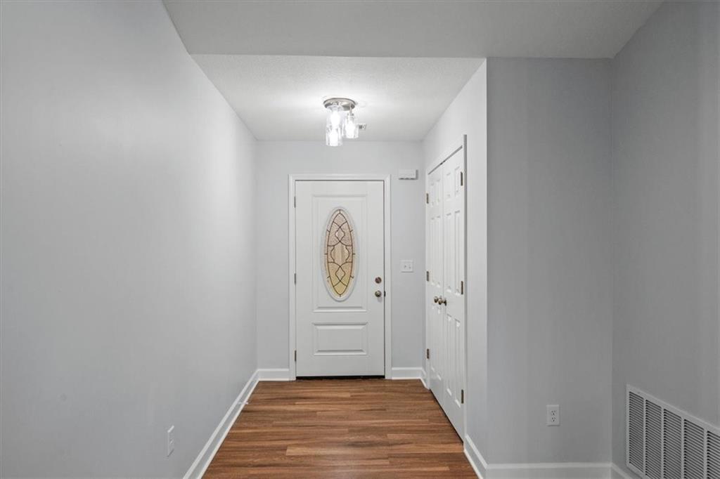 305 South Jefferson Street Spring Hill, KS 66083 - Photo 2 of 29