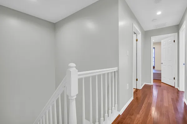 $2,950 | 40 Cottonwood Street, Jersey City, NJ 07305