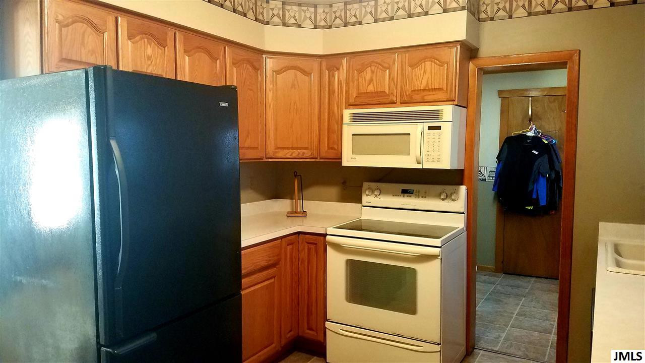 134 Ridgeway Road Jackson, MI 49201 - Photo 6 of 22 Photo 6