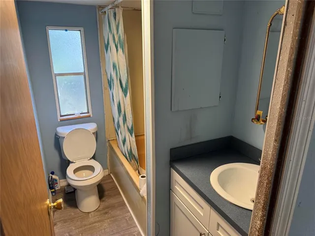 a view of a livingroom with a fireplace