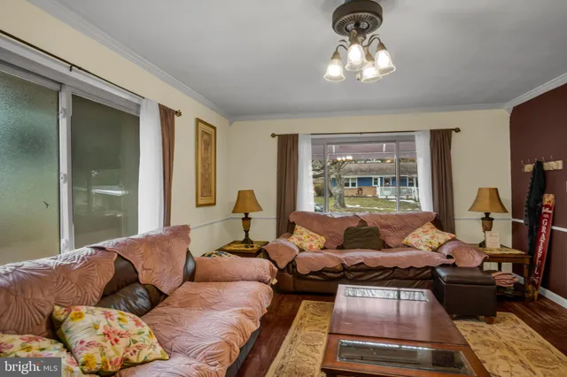 $269,900 | 28 Brentwood Road, Camp Hill, PA 17011