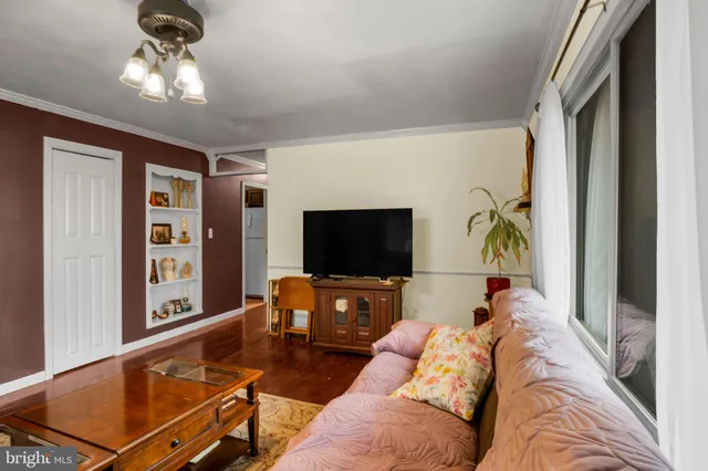 $269,900 | 28 Brentwood Road, Camp Hill, PA 17011