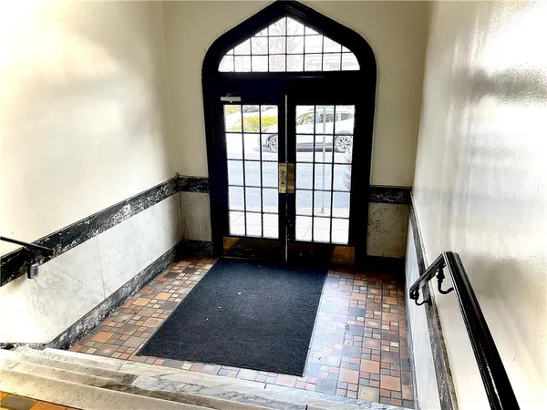 $2,200 | 88 Lincoln Avenue, Unit 2G, Pelham, NY 10803