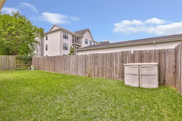 $1,995 | 21915 Saragosa Pond Lane, Spring, TX 77379
