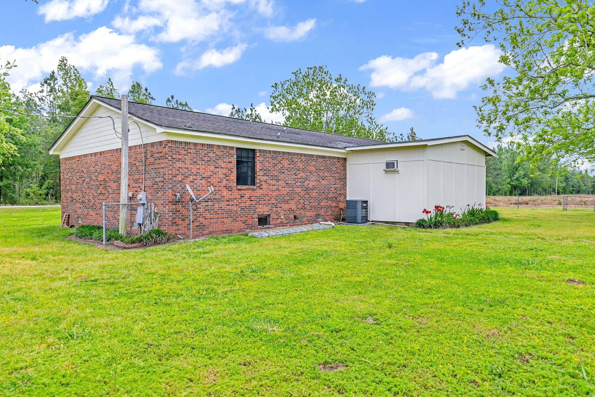 1712 Curtis Road Atmore, AL 36502 - Photo 38 of 42