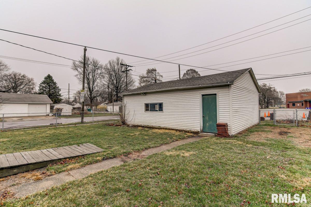 1652 North 21st Street Springfield, IL 62702 - Photo 27 of 35 Gallery Image 27