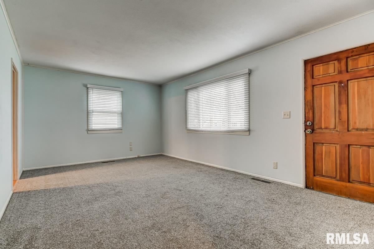 1652 North 21st Street Springfield, IL 62702 - Photo 3 of 35 Gallery Image 3