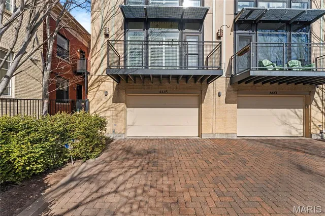 $499,000 | 4445 Olive Street, St. Louis, MO 63108