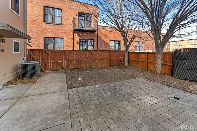 $499,000 | 4445 Olive Street, St. Louis, MO 63108