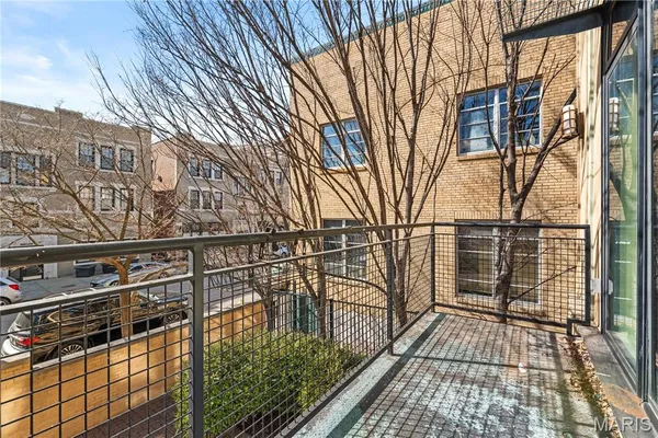 $475,000 | 4445 Olive Street, St. Louis, MO 63108