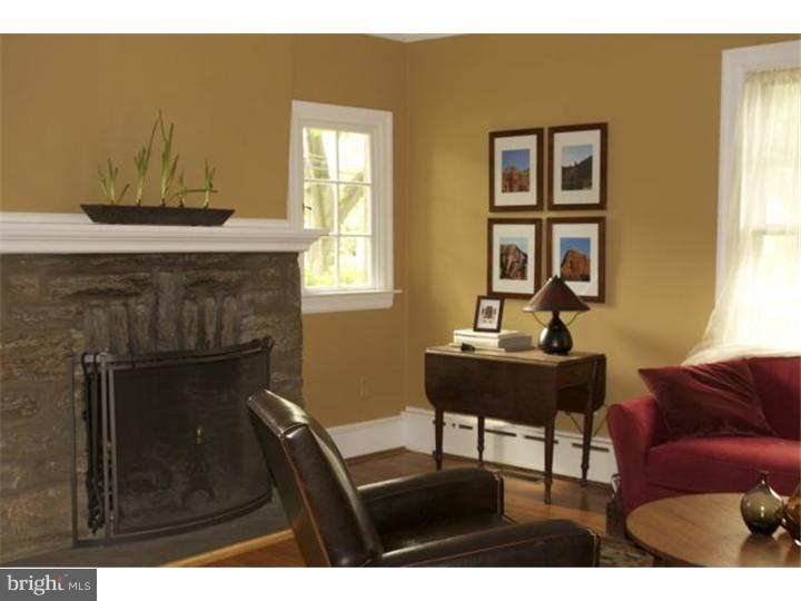 207 Sunnybrook Road Flourtown, PA 19031 - Photo 11 of 20 Living Room