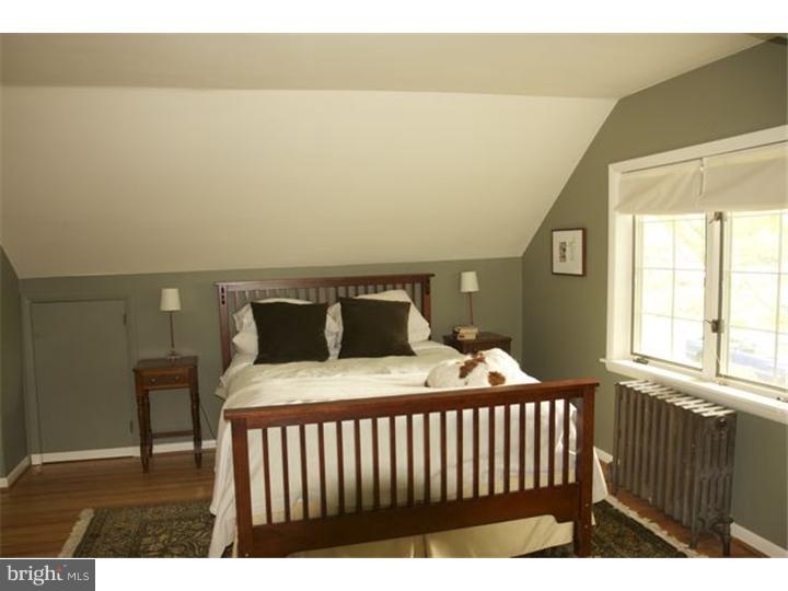 207 Sunnybrook Road Flourtown, PA 19031 - Photo 18 of 20 Master Bedroom