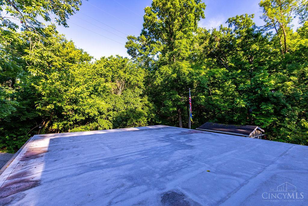 415 West Galbraith Road Wyoming, OH 45215 - Photo 29 of 41