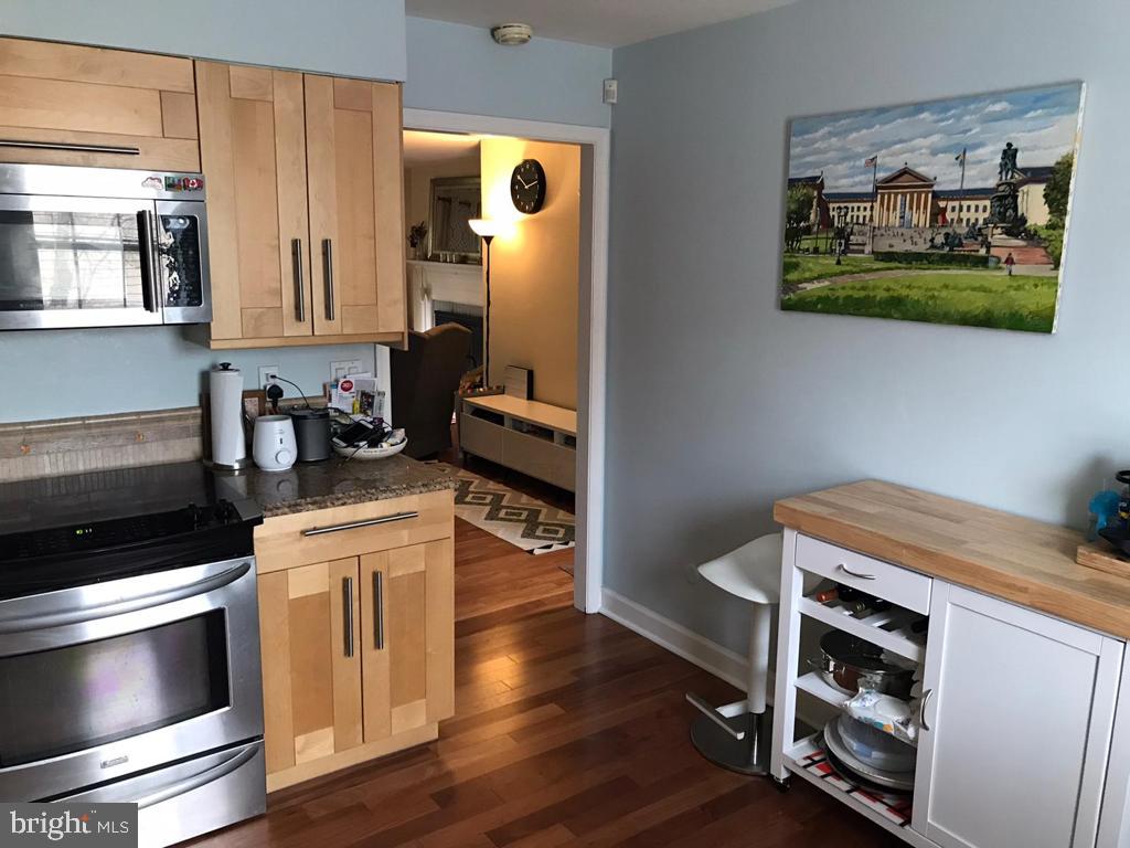 22 Llanfair Road, Unit 8 Ardmore, PA 19003 - Photo 6 of 10
