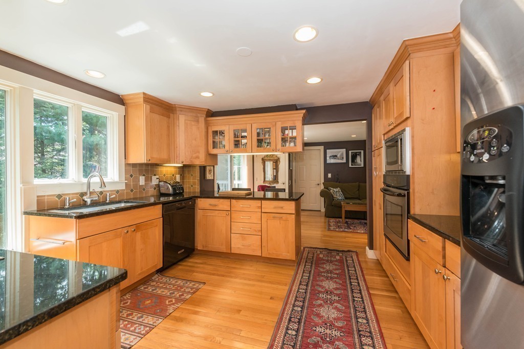 245 Highland Road Andover, MA 01810 - Photo 12 of 25 Gallery Image 12