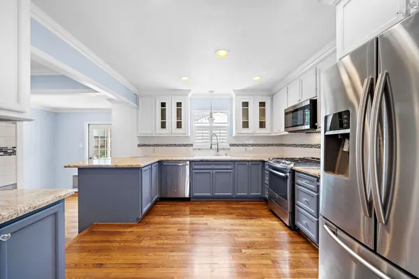 $3,500 | 3807 Northwestern Street, Houston, TX 77005