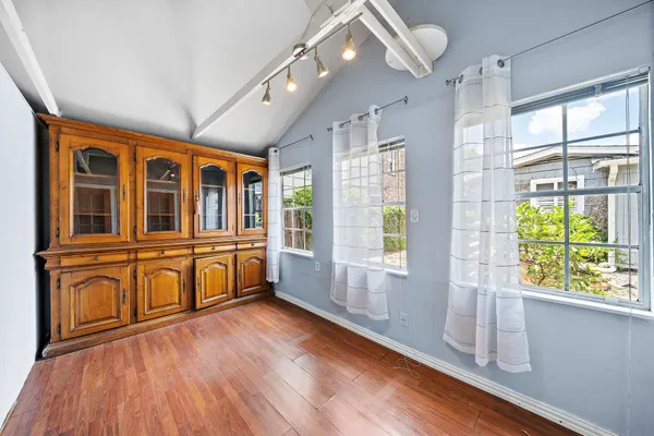 $3,500 | 3807 Northwestern Street, Houston, TX 77005