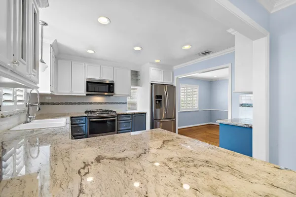 $3,500 | 3807 Northwestern Street, Houston, TX 77005