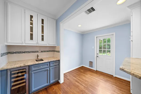 $3,500 | 3807 Northwestern Street, Houston, TX 77005