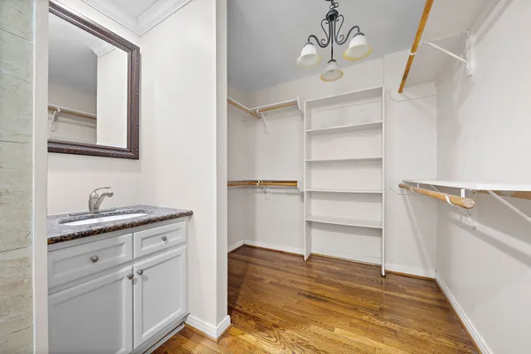 $3,500 | 3807 Northwestern Street, Houston, TX 77005