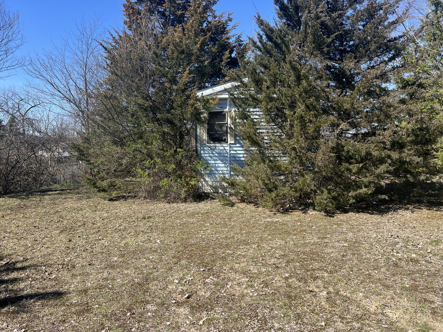 12-13 Hole In The Wall Road Wilmington, IL 60481 - Photo 1 of 17 Gallery Image 1