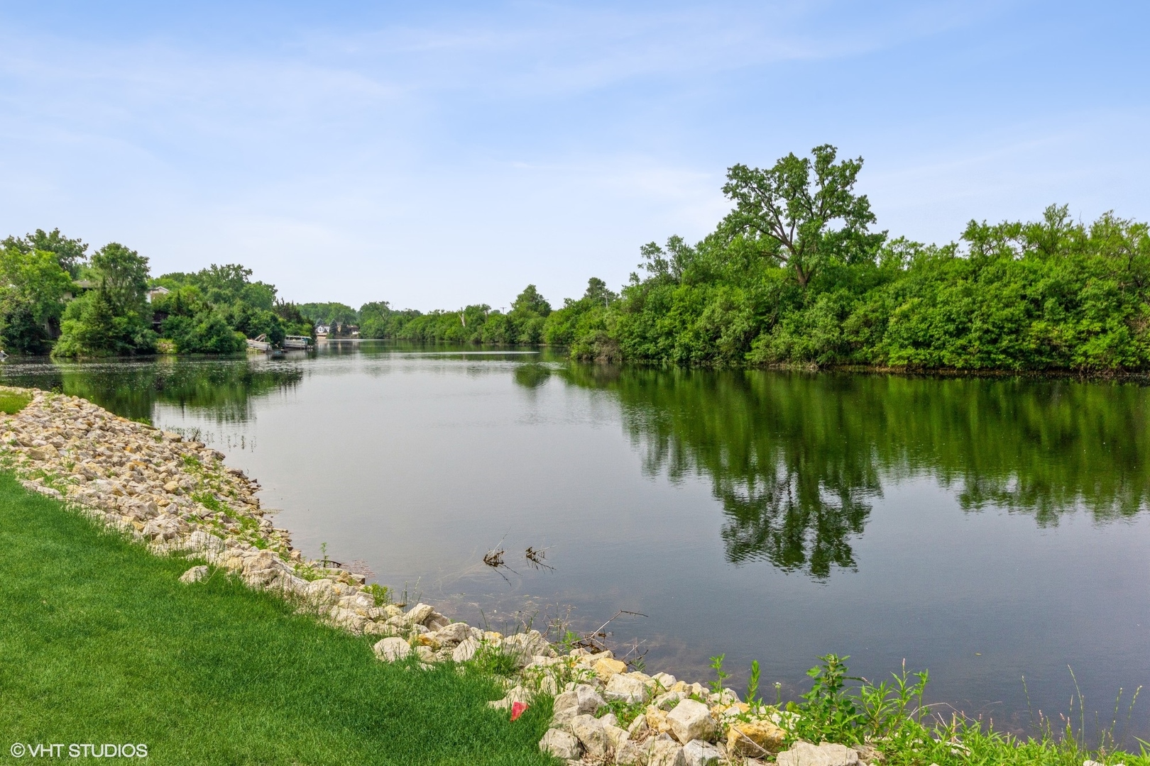 12-13 Hole In The Wall Road Wilmington, IL 60481 - Photo 6 of 17 Gallery Image 6