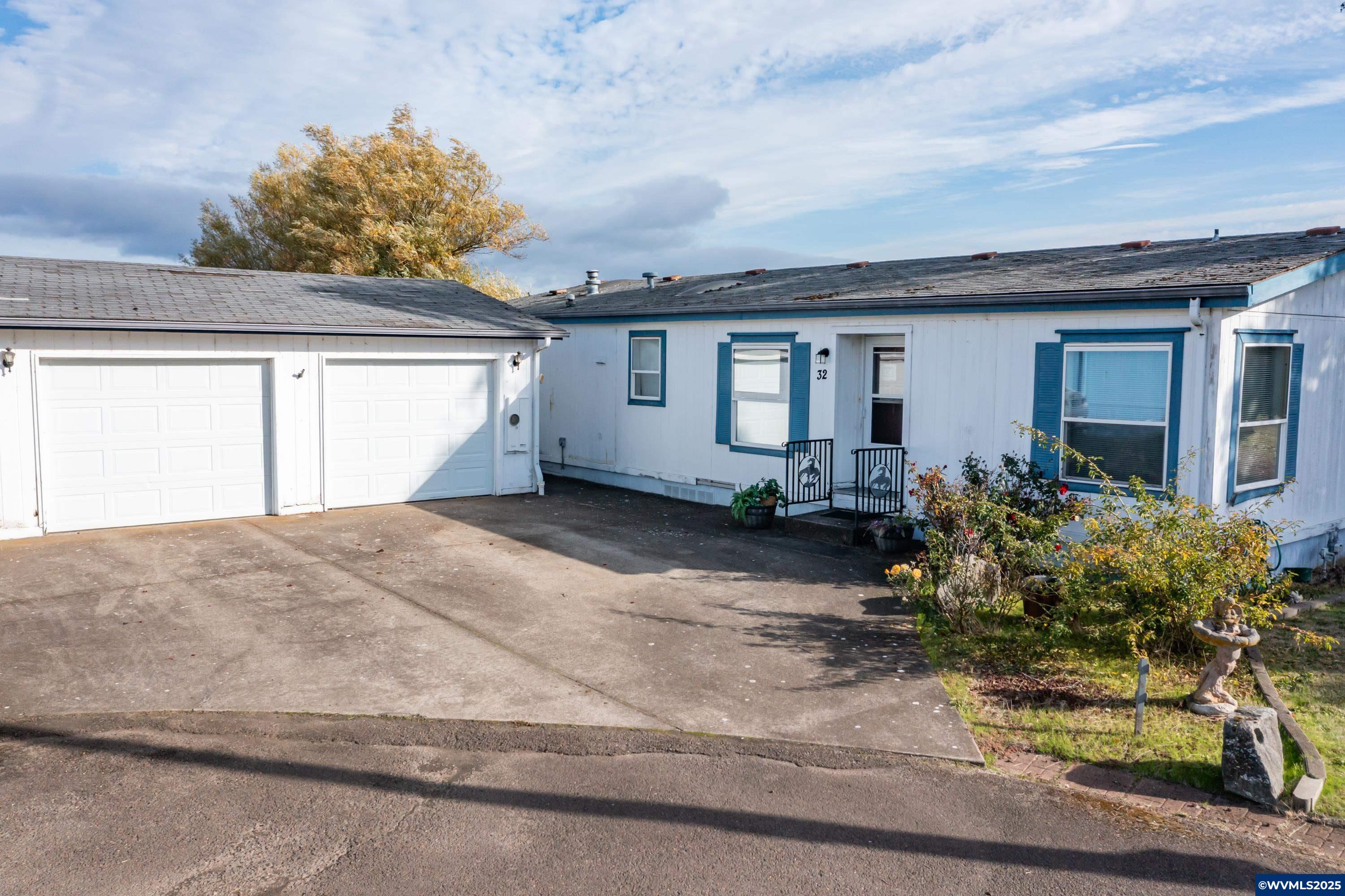 34505 Riverside Drive, Unit 32 Albany, OR 97321 - Photo 2 of 8