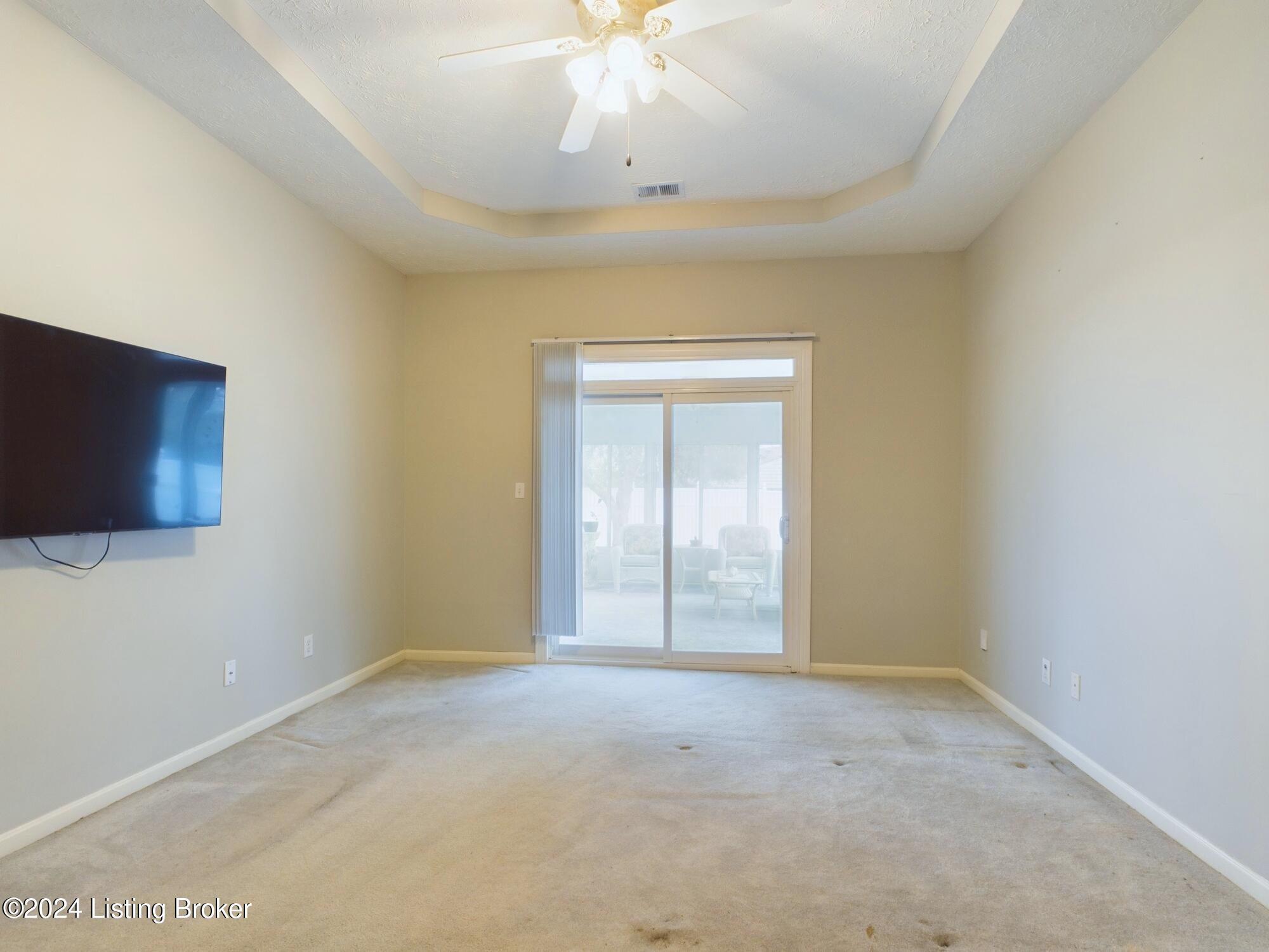 7316 Quindero Run Road Louisville, KY 40228 - Photo 7 of 19 Primary Bedroom