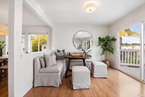 $2,600,000 | 182 Riviera Circle, Larkspur, CA 94939