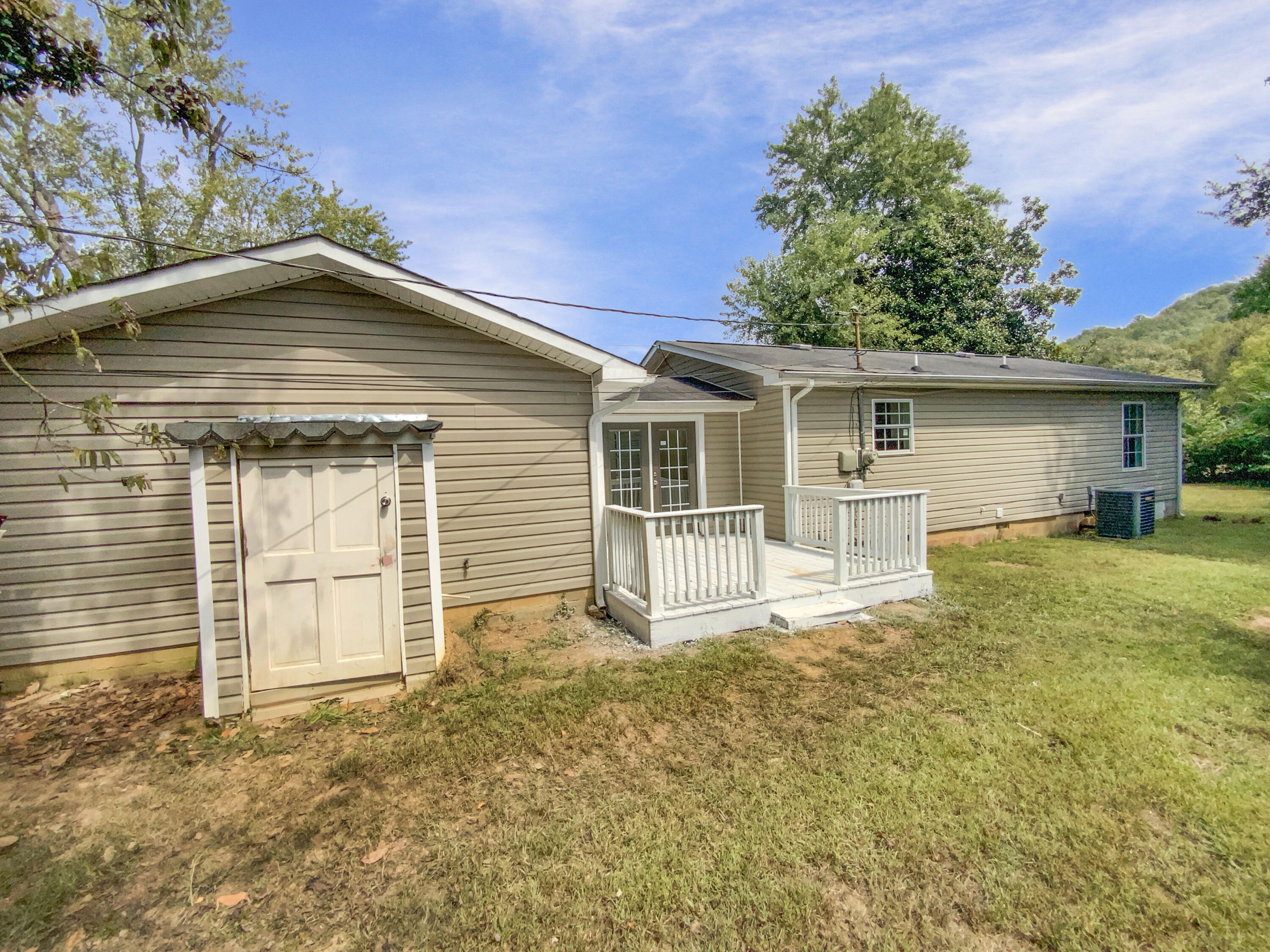 2602 Forest Road Chattanooga, TN 37406 - Photo 8 of 26 photo_08