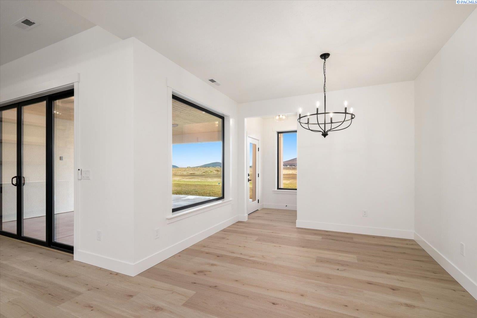 8102 Harvest Ridge Loop Kennewick, WA 99338 - Photo 12 of 48 Gallery Image 12