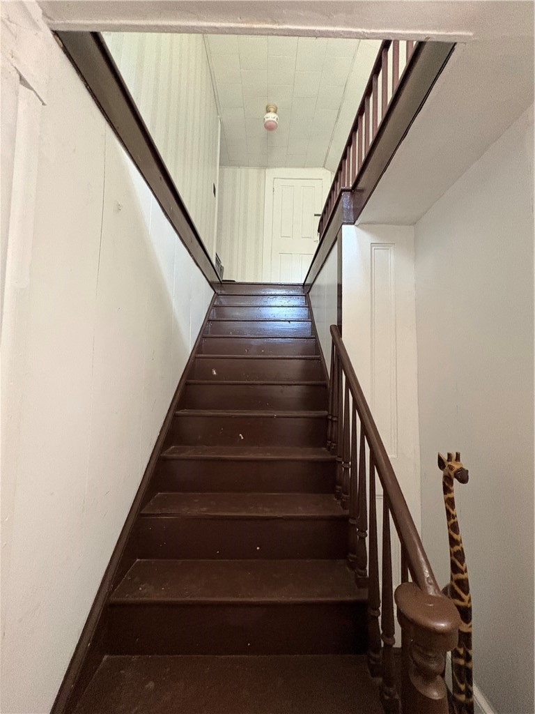 1398 Covered Bridge Road Sidney, NY 13849 - Photo 29 of 35 stairs