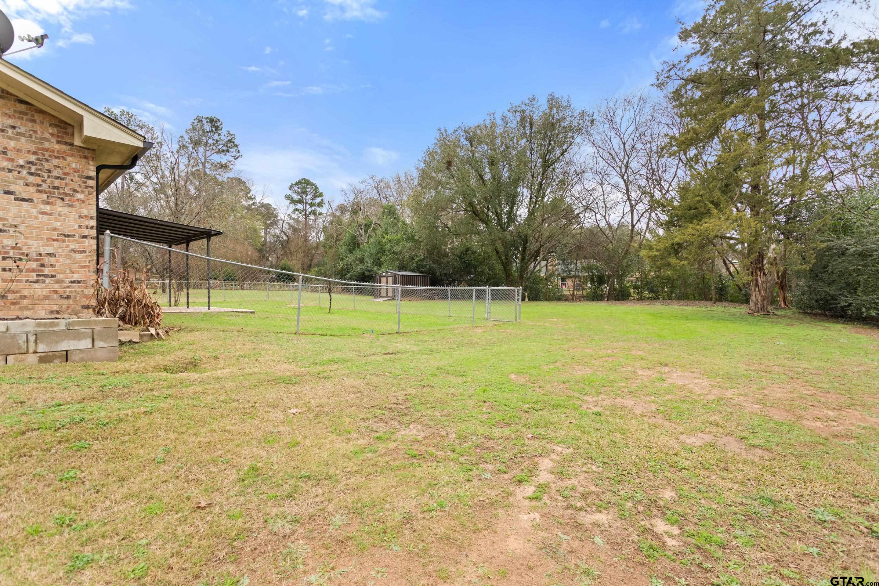208 Treetop Lane Hideaway, TX 75771 - Photo 29 of 32 a view of a basketball court